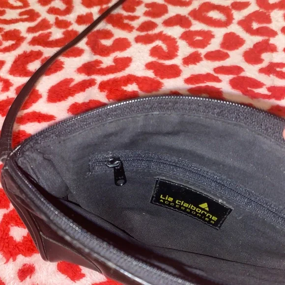 Liz Claiborne Black Crossbody Bag - Picture 5 of 5